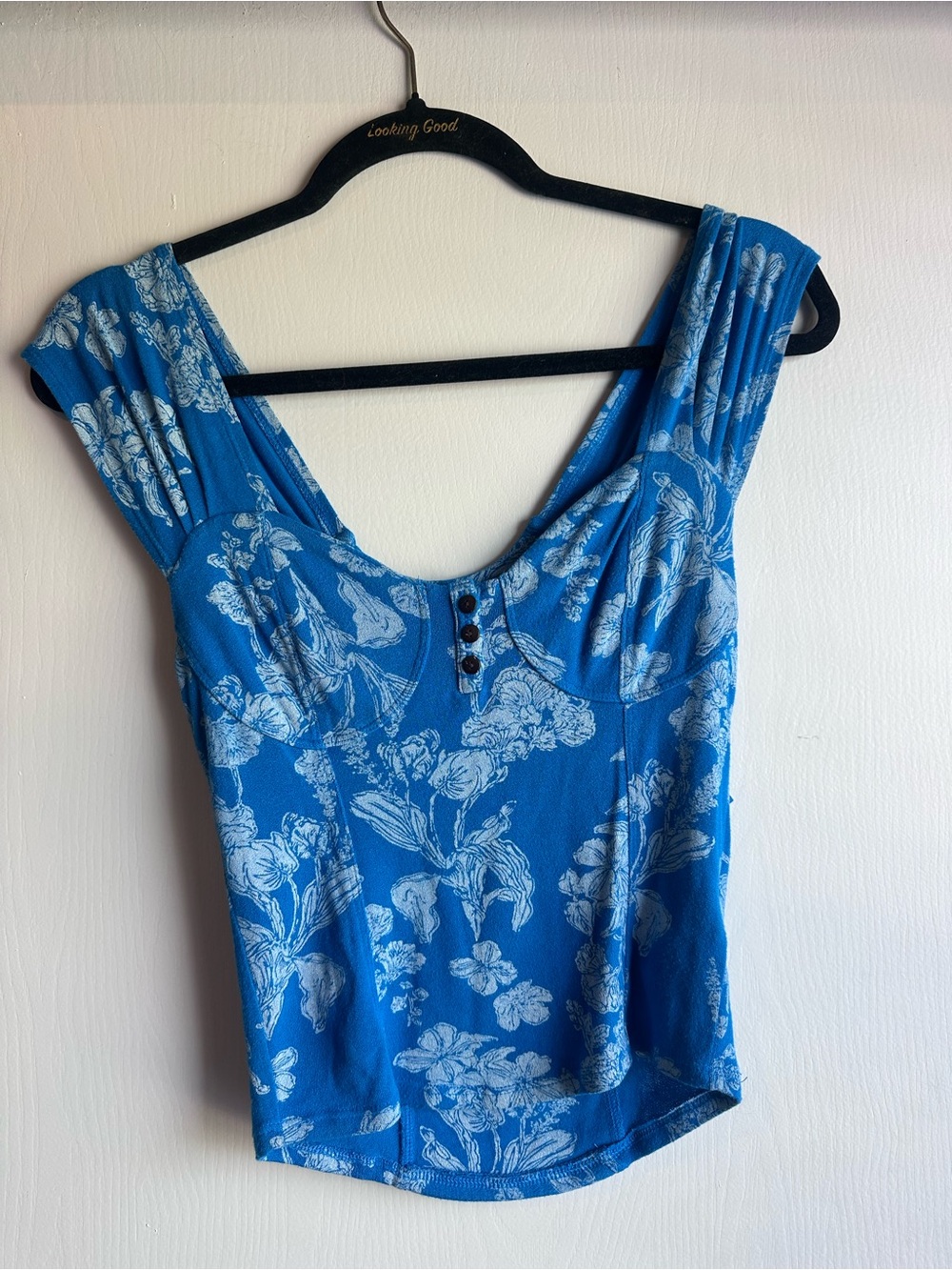 Free People Blue Floral Sweetheart Crop Top fits medium!